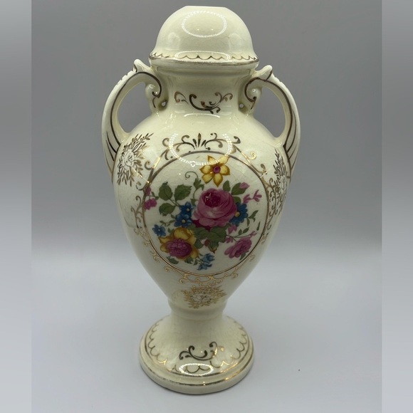 Vintage Japanese Hand painted Floral Porcelain Urn Vase - Picture 9 of 10